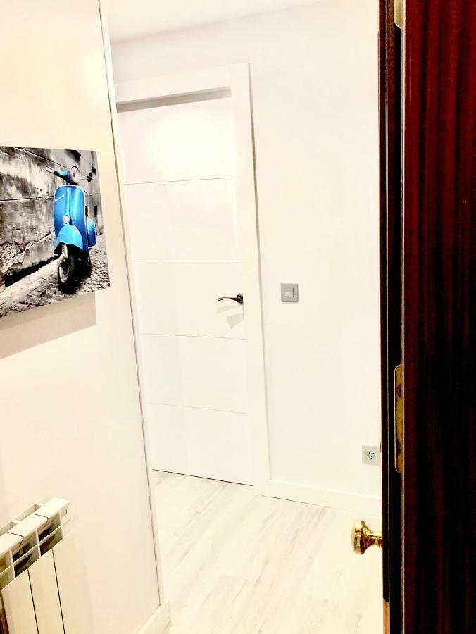 W W W Goyahospitales Es Bajo B Apartment Леон Екстериор снимка